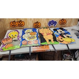 Disney Warner Bros.‎ Yard Art Decor Halloween 9 Piece